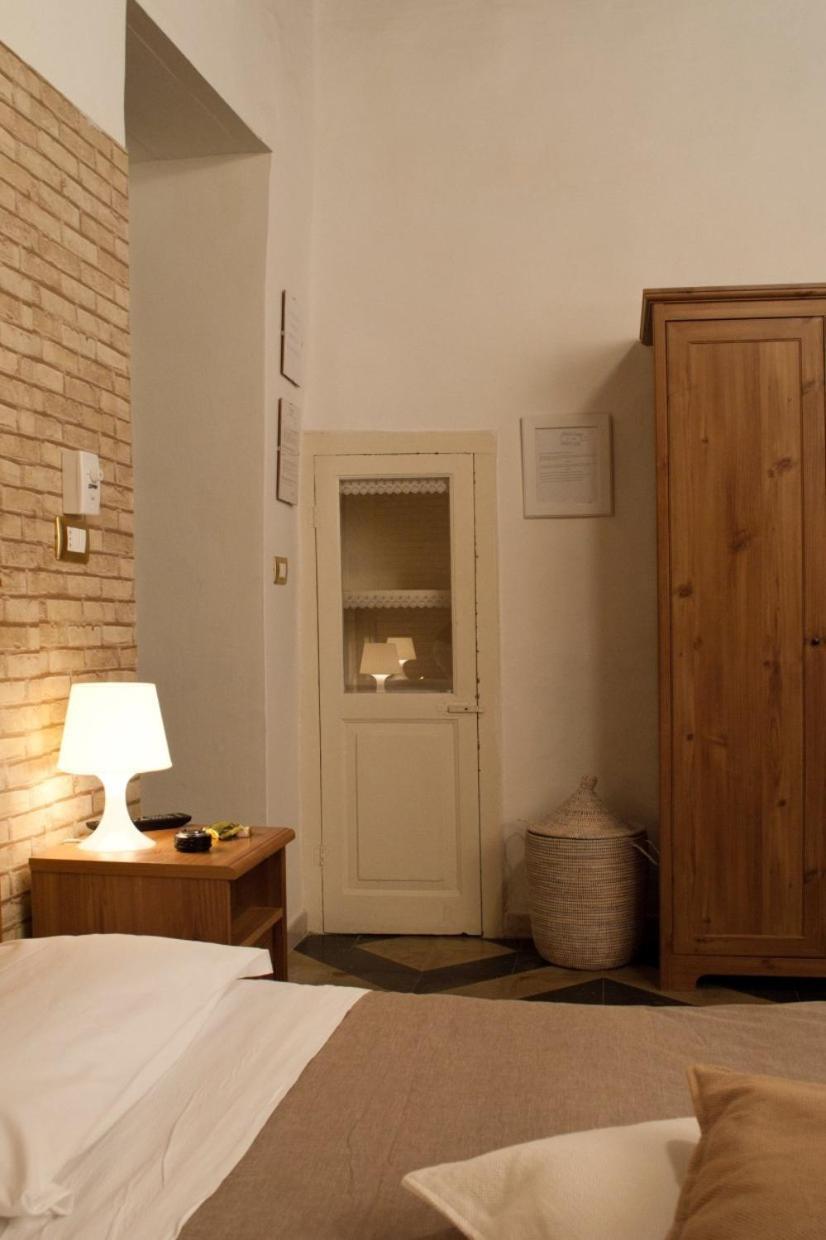 B&B Porto Trani Exterior photo